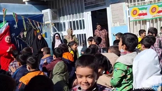 اجرای پر شور و نشاط رزیتا دغلاوی نژاد (خاله فرشته مهربون) در مراسم جشن نیمه شعبان (مدرسه پسرانه پرتو امید / ناحیه دو شیراز)