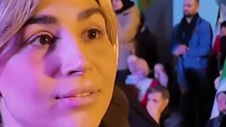 یک ایرانی واقعی ! الهی خدا حفظت کنه دختر قشنگم :))))