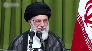 مستند 37 سال پدری برای امت توسط رهبر شهید انقلاب