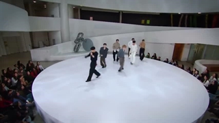 اجرای SWIM از BTS در برنامه‌ی The Tonight Show
