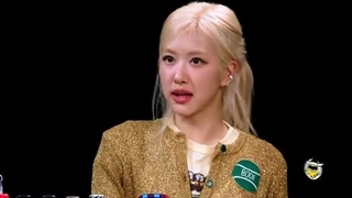 برنامه☆Hot ones☆هات وانس☆ با حضور رزی♡☆ ROSÉ☆♡