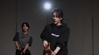 تیک تاک با چالش ☆stray kids☆