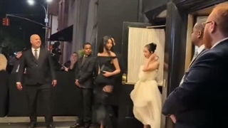 منتشر شده از Jisoo برای After party (Met Gala)²