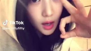 چالش آهنگ "Really like you" با یه وون عضو گروه فیفتی فیفتی "FIFTY FIFTY"