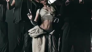 CHOOM  X  LIKE JENNIE