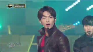 اجرای Ring ding dong از Shinee