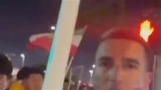 دوستان مگه برنامه مشکل با گشت ارشاد داشتن نبود؟ دارین چاقو کشی میکنین چرا)))