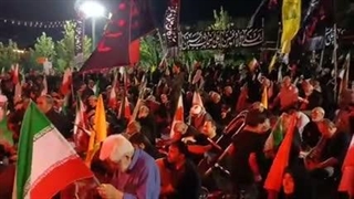 عزاداری سالار شهیدان در دومین شب ماه محرم 1405 در تجمع مردمی در میدان قائم شهرک محلاتی