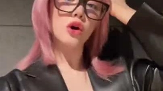 بچه هاااااا برای شما هم نما باگ داره؟؟ یعنی کامنت میاد براتون یا نههه اگه نمیاد لایک کنین اگه میاد خب لایک نکنین دیگه