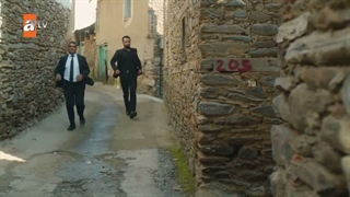 سریال زمبیلی قسمت 10 با زیرنویس فارسی