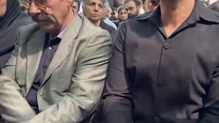 علیرضا افتخاری در مراسم تشییع زنده‌یاد ایرج