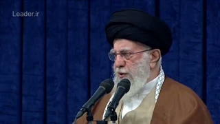 امام خامنه‌ای :در داخل اگر کسی در تحلیلی در بیانی جوری حرف بزند که معنایش خالی کردن توی دل مردم باشد ، این جرم است