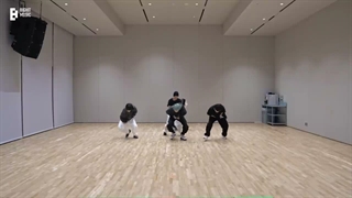 ‘Deja Vu’ Dance Practice _ TXT (투모로우바이투게더)(درخواستی)