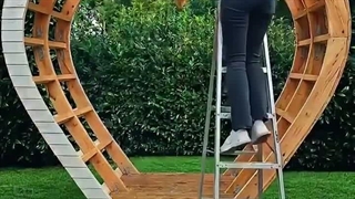 بهترین سازنده کلبه سوئیسی در ایران۰۹۳۹۲۵۶۵۱۱۷