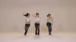 “Golden” Official Choreography _ KPop Demon Hunters _ Netflix